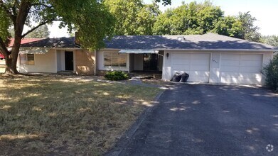 Building Photo - GL2820