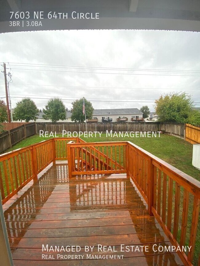 Building Photo - 7603 NE 64th Cir