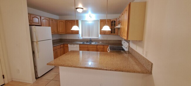 Primary Photo - Ponahawai Quadplex