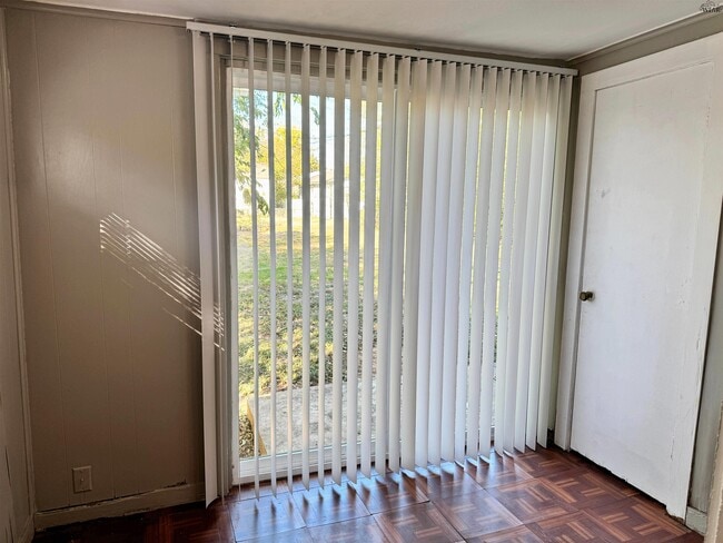 Building Photo - 3102 Cumberland Ave