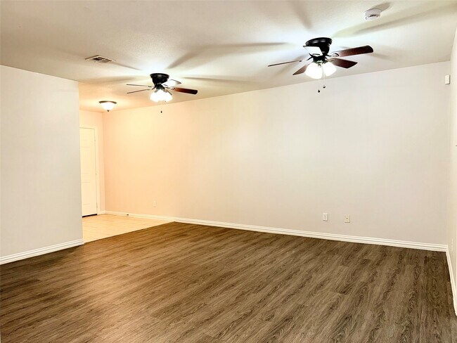 Building Photo - 12505 Venus Park Ln