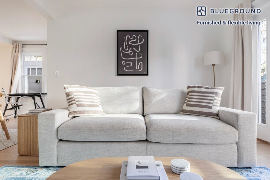 Building Photo - 50 Kinnaird St