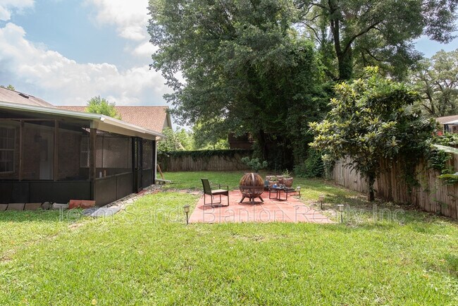 Building Photo - 2217 N 61st Ave