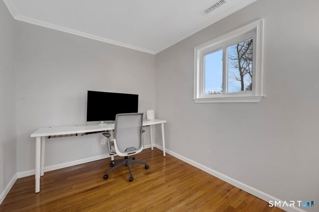 Building Photo - 51 Ledgewood Dr