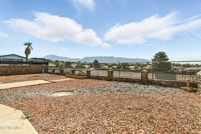 Building Photo - 408 San Blas Dr