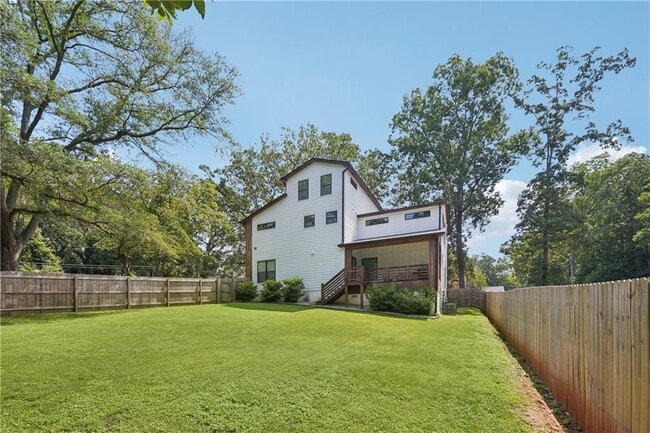 Building Photo - 3087 Alston Dr