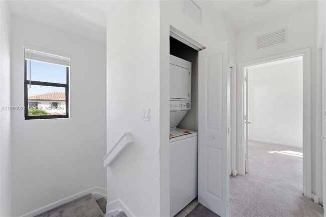 Building Photo - 24630 SW 118 Ave