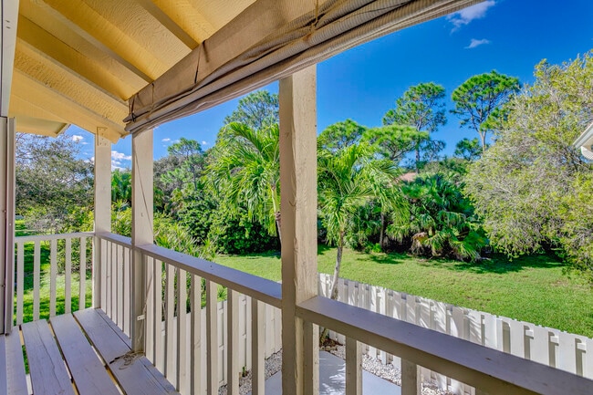 Primary Photo - 246 Seabreeze Cir