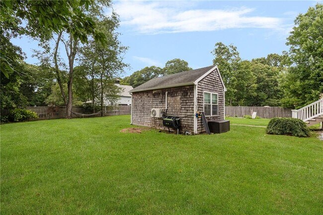 Building Photo - 248 New Meadow Rd