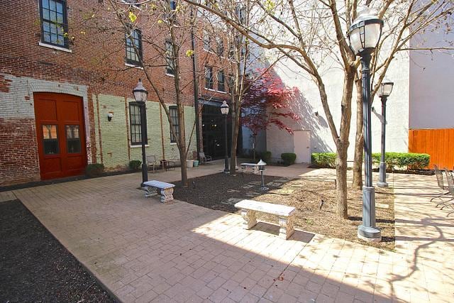 Building Photo - 200 Seneca St