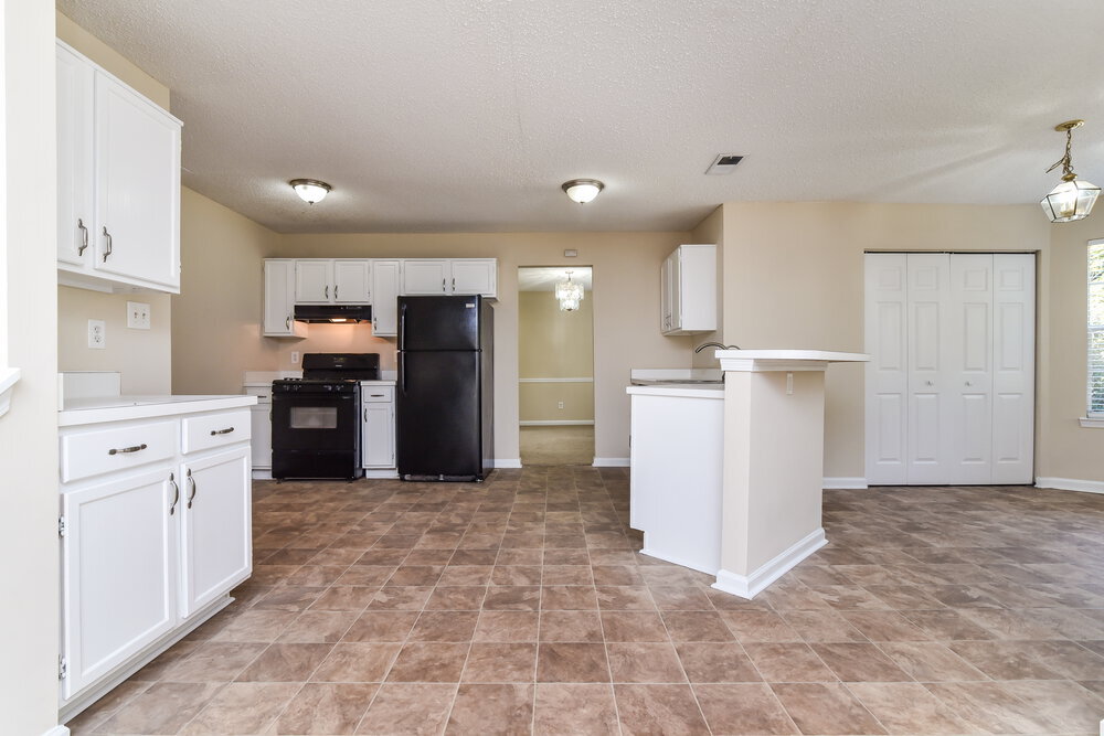 Building Photo - 3075 Countryside Ln SW