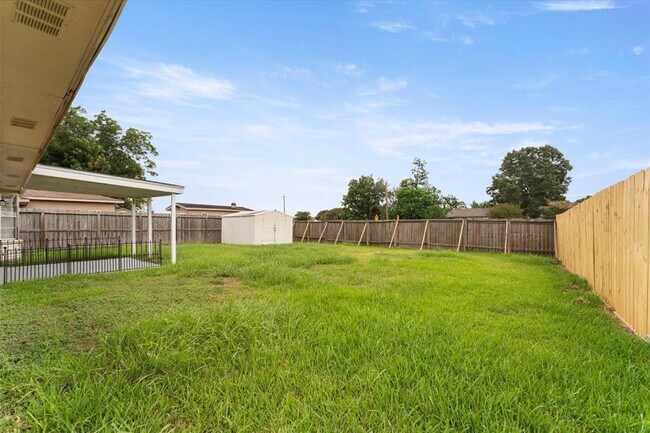 Building Photo - 1322 Dorsetshire Dr