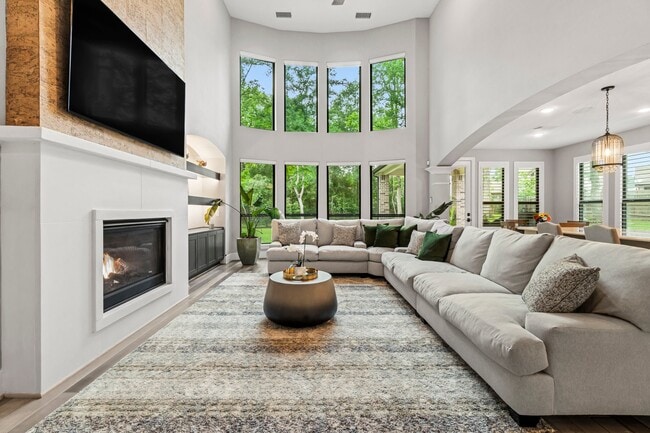 Building Photo - 109 Bronze Peak Ct