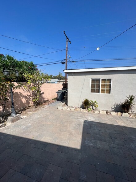 Building Photo - 4127 Artesia Blvd