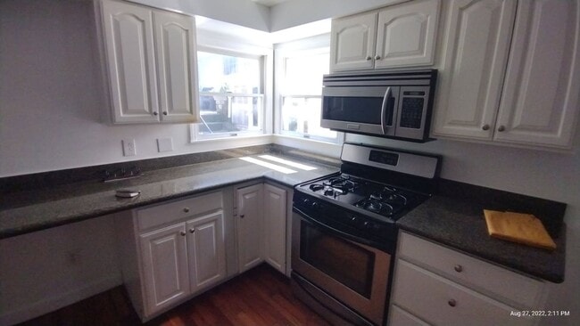 Building Photo - Cozy Home - Mt. Washington