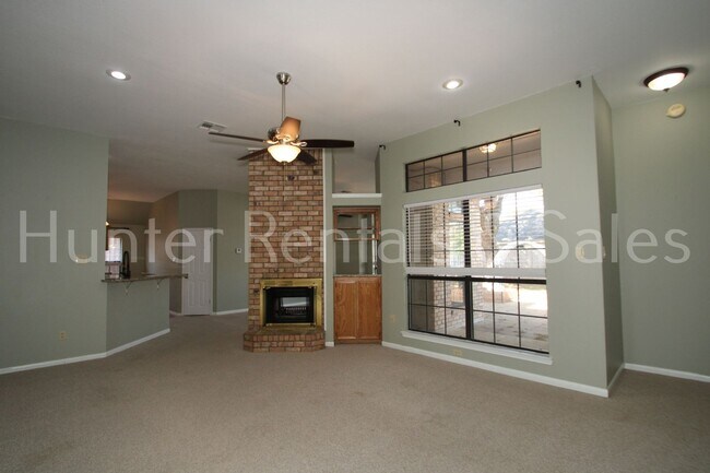 Building Photo - Sweet Like Honey!