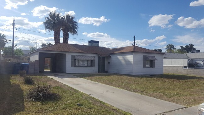 Primary Photo - **COMING SOON** HOME WITH SPARKLING POOL!