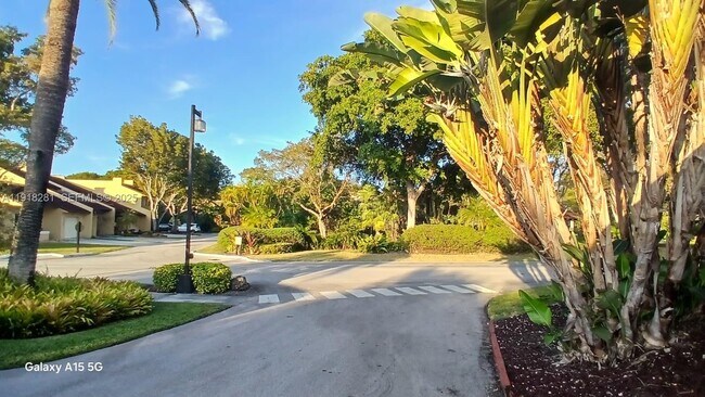 Building Photo - 3851 Estepona Ave