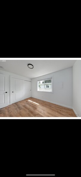 Building Photo - 3014 Drummond Ave
