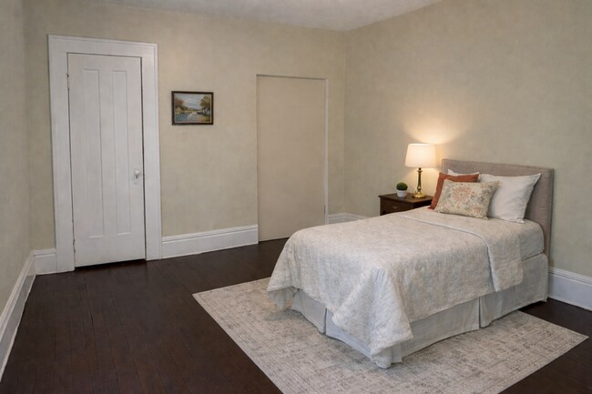 Building Photo - Bright, Spacious & Central — Minutes to Markets & Parks