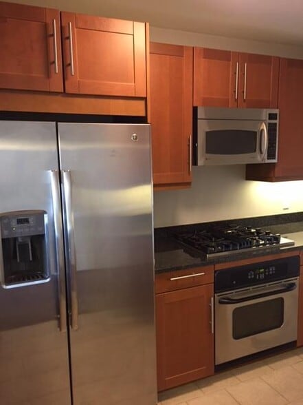 Kitchen - 1 Charles St