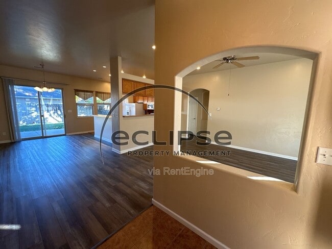 Building Photo - 2508 Pierce Ave