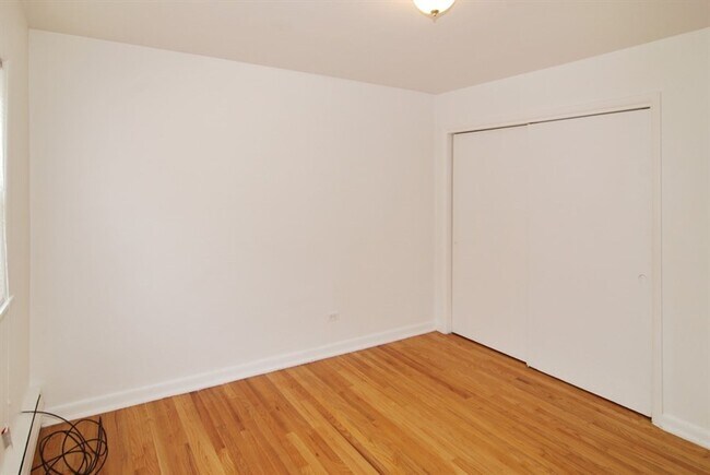 Building Photo - 817 S 19th