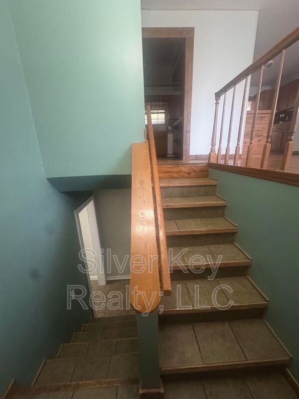 Building Photo - 123 Co Rd 622