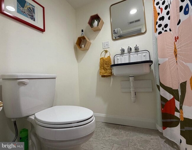 Building Photo - 4514 Arabia Ave