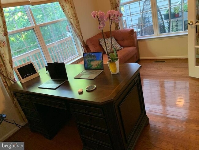 Building Photo - 12176 Bridgend Run