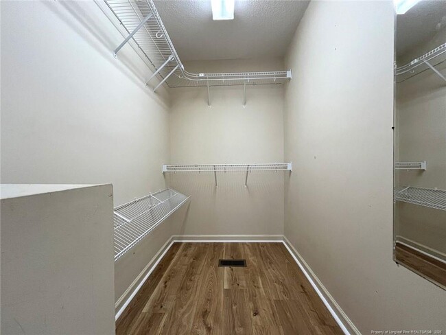 Building Photo - 114 Masters Way