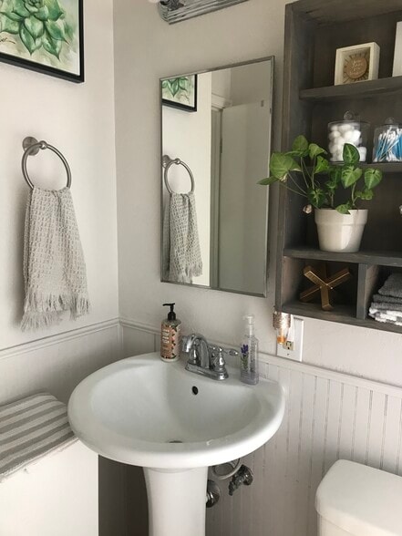 Building Photo - 777 E 1300 S