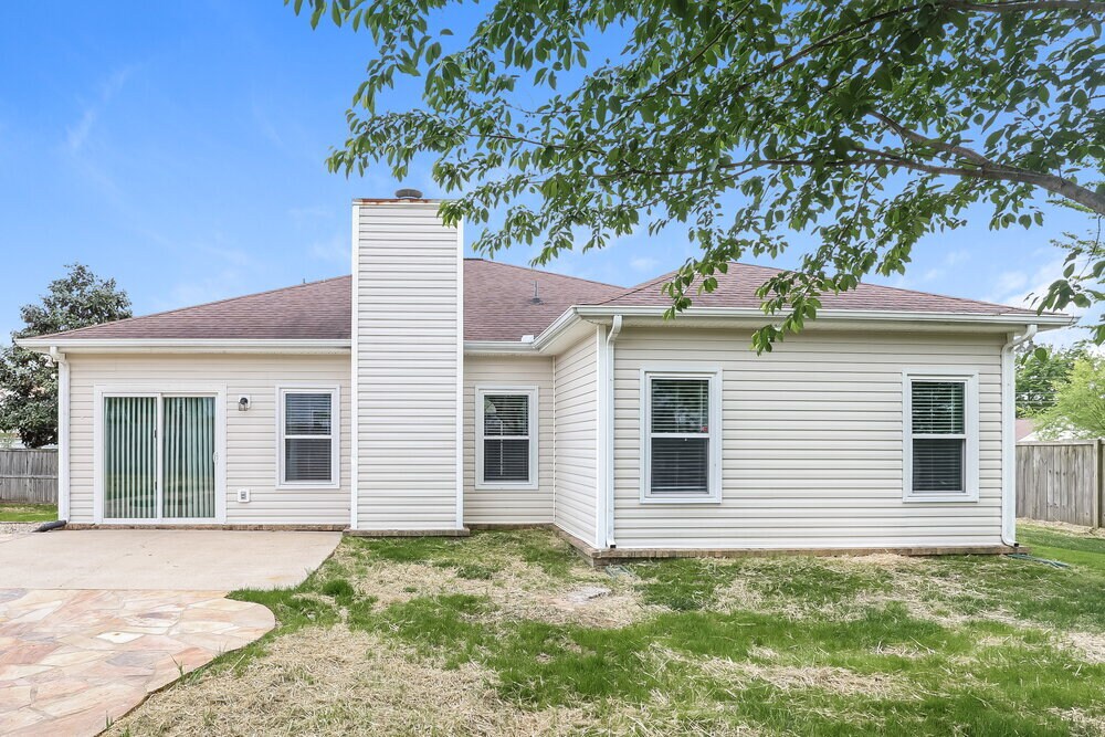 Building Photo - 903 Bexley Dr