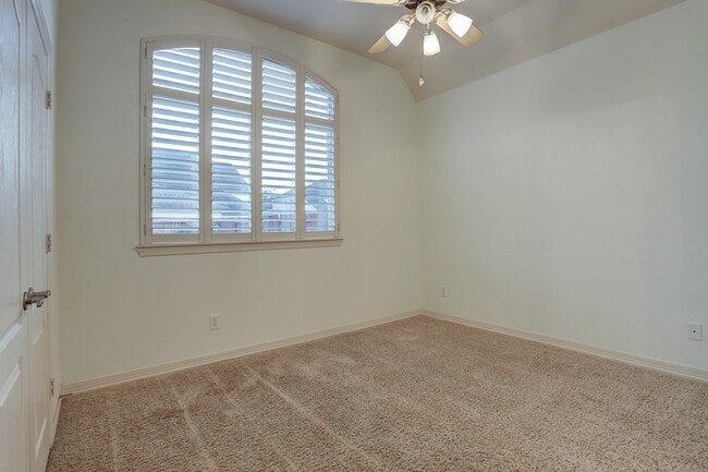 Building Photo - 12419 Acacia Arbor Ln