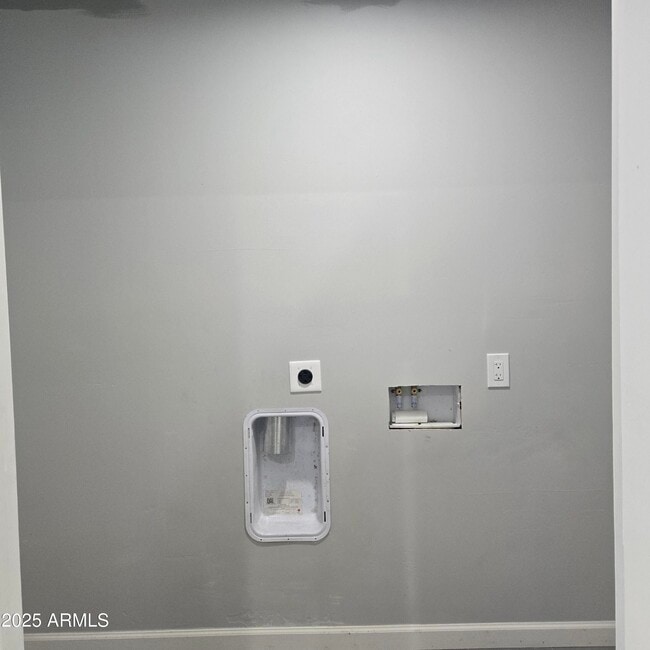 Building Photo - 18441 N 31st Ave