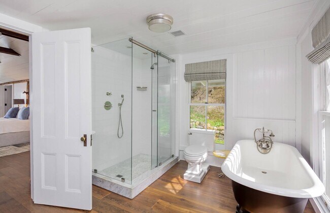 Building Photo - 21 Rawson Rd