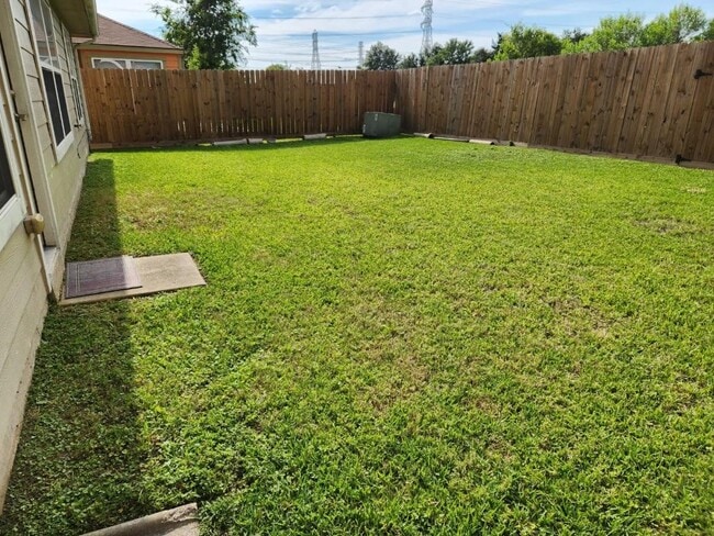 Building Photo - 4414 Kulkarni St