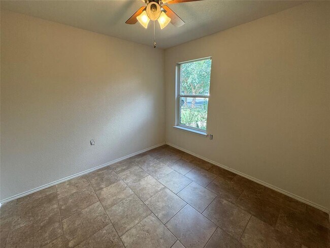 Building Photo - 8901 Stambourne St