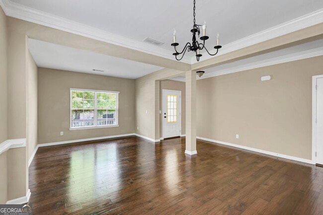 Building Photo - 5957 Stow Dr