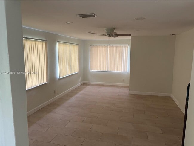 Building Photo - 5853 McKinley St