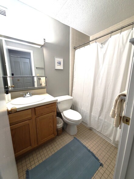 Building Photo - 48 Peninsula Pl