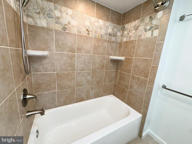 Building Photo - 11739 Ledura Ct
