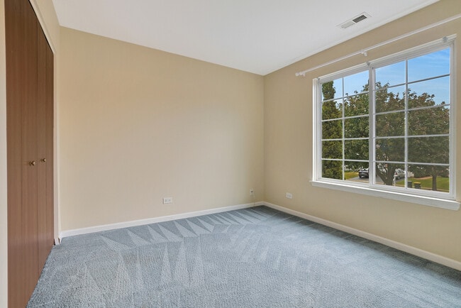 Building Photo - 3184 Impressions Dr