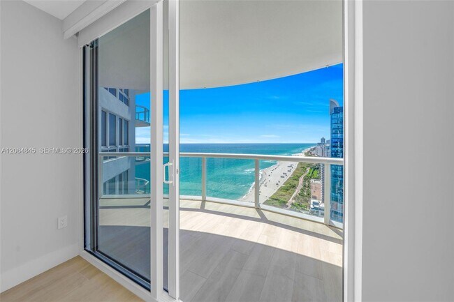 Building Photo - 6365 Collins Ave