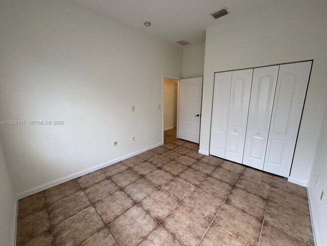 Building Photo - 3964 NE 11th Dr