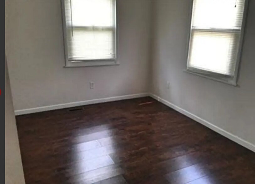 Building Photo - 3620 Cleves Ave