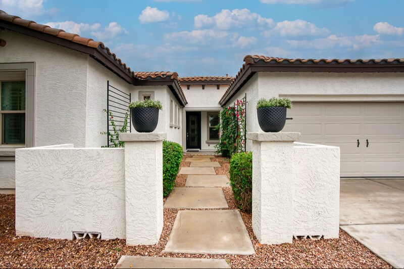 Building Photo - 14873 Luna Cir