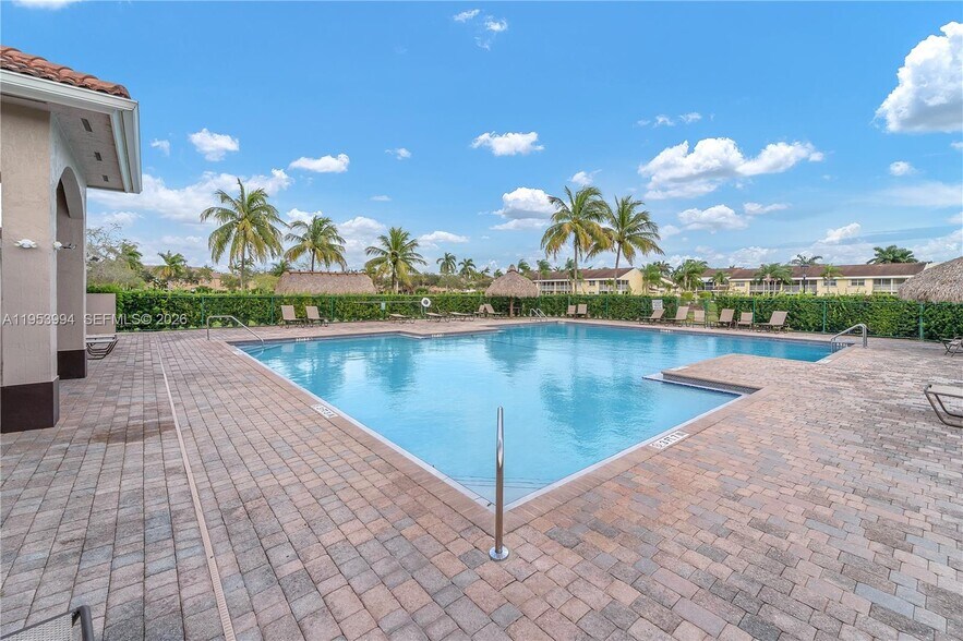 Building Photo - 2218 SE 26th Ln