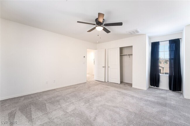 Building Photo - 6213 Clackamas Ct