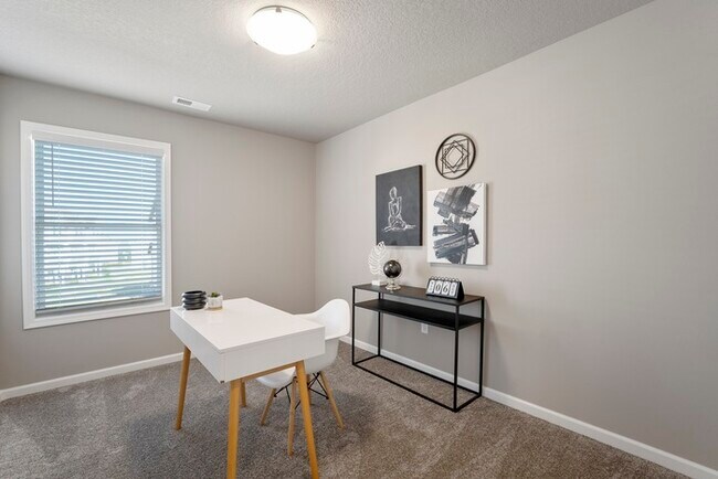 Building Photo - 2228 Hazeltine Pl